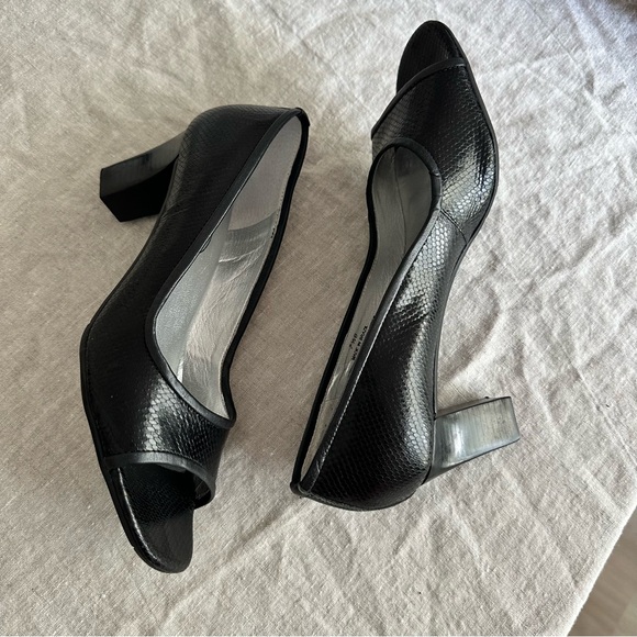 Talbots Black Leather Peep Toe Heels 7.5B - Picture 6 of 12